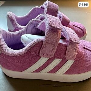 Adidas Toddler size 6 Purple and White Sneakers